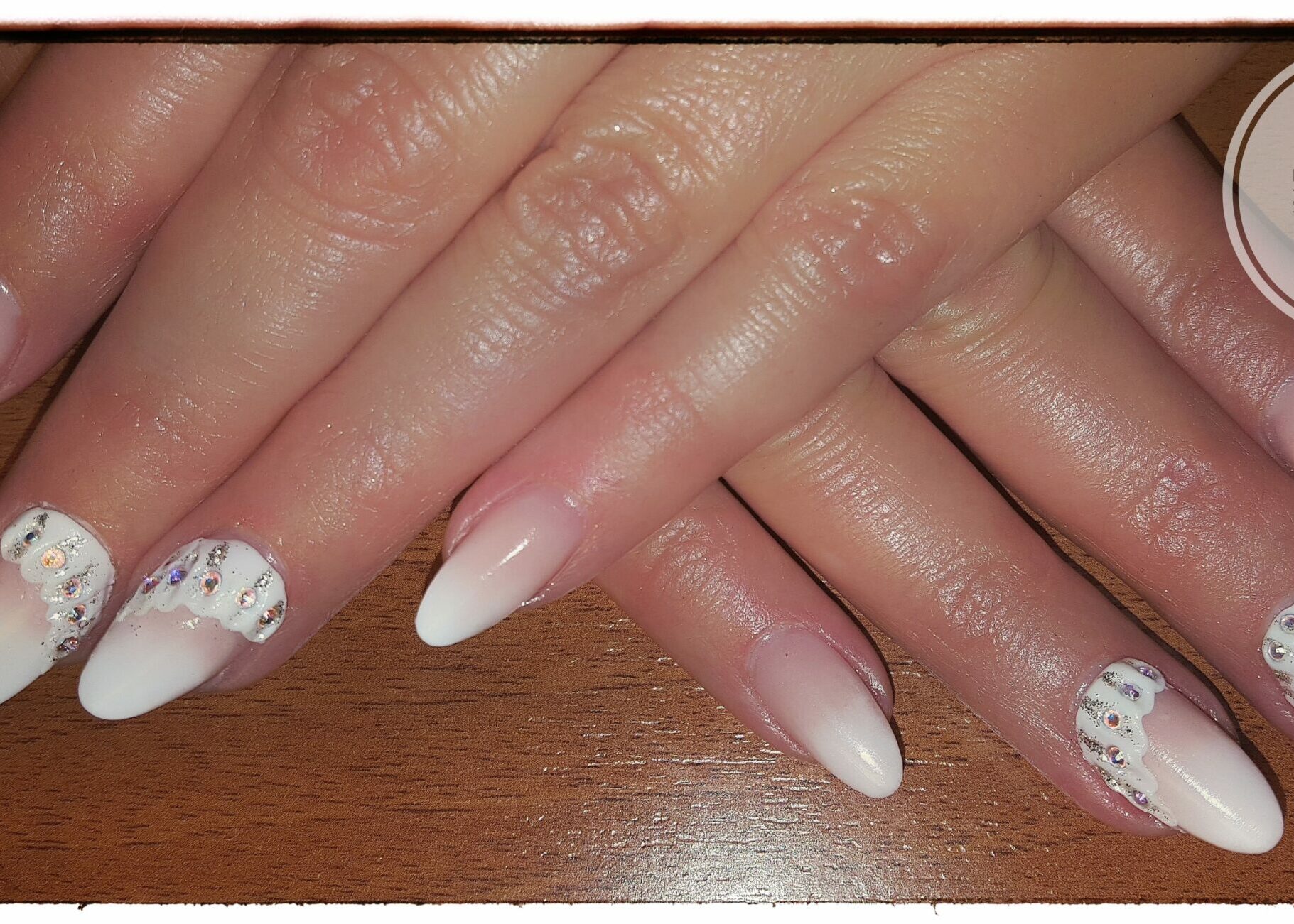 Nehtová modeláž – 3D nehty