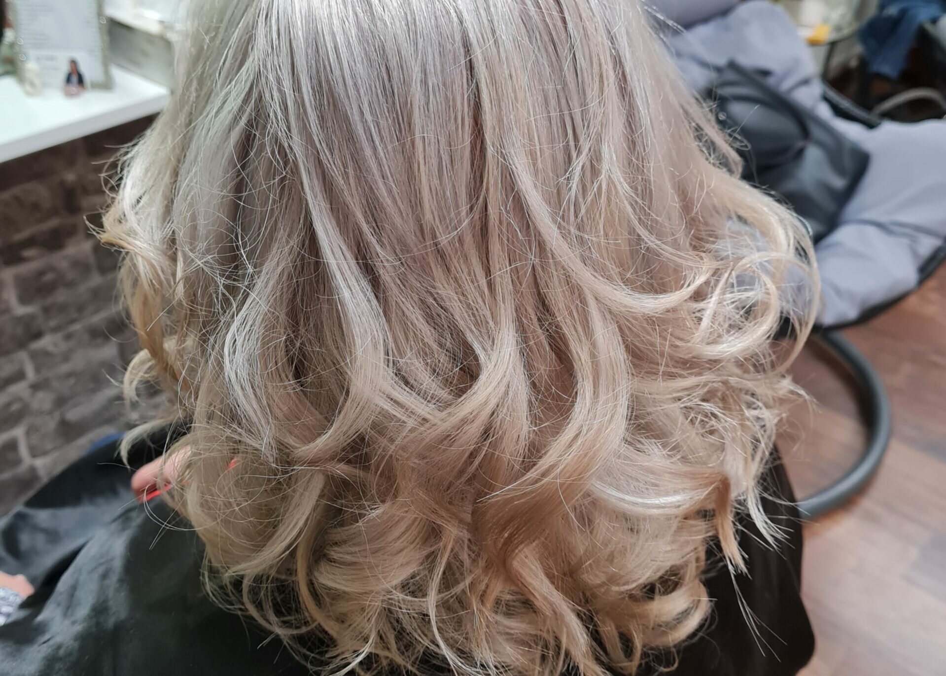 Kadeřnictví White Rose_účesy