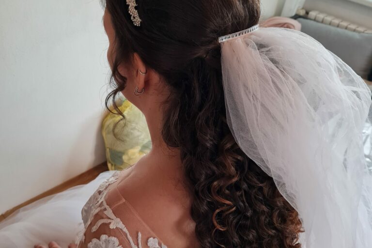 Kadeřnictví White Rose_účesy