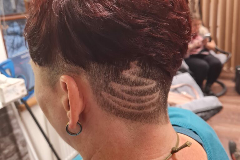 Kadeřnictví White Rose_vzory